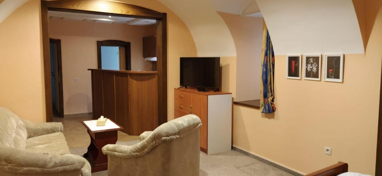 Apartman Sobeslav Ngoại thất bức ảnh